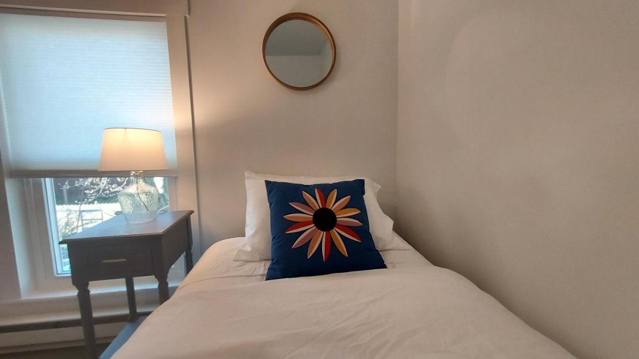 Lewisburg Duplex Villa Bagian luar foto